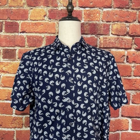 Untuckit Men's Size XL Short‎ Sleeve Button Up 100% Cotton Navy Floral EUC - Picture 1 of 13